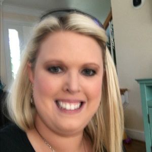 Meet your Posher, Ashlee